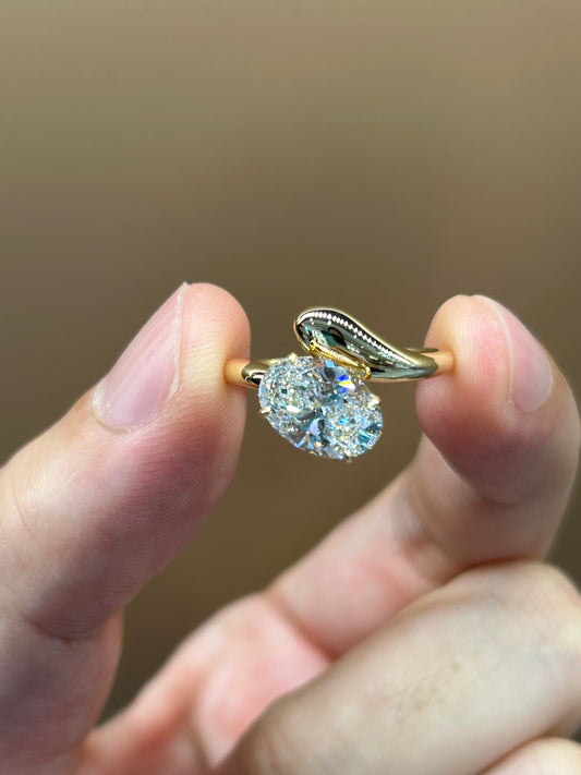 Oval-001|East-West Oval Bezel Lab-Grown Diamond Solitaire Ring | Minimalist Floating Setting | Modern Luxury
