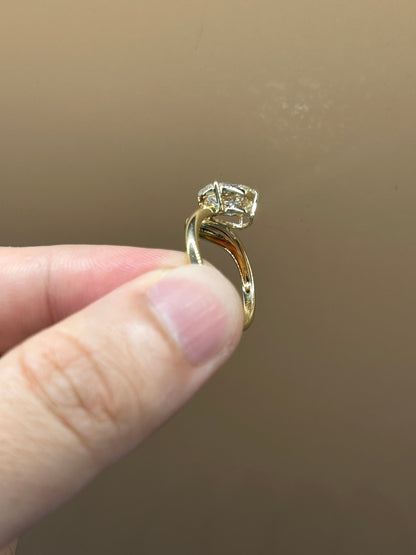 Oval-001|East-West Oval Bezel Lab-Grown Diamond Solitaire Ring | Minimalist Floating Setting | Modern Luxury