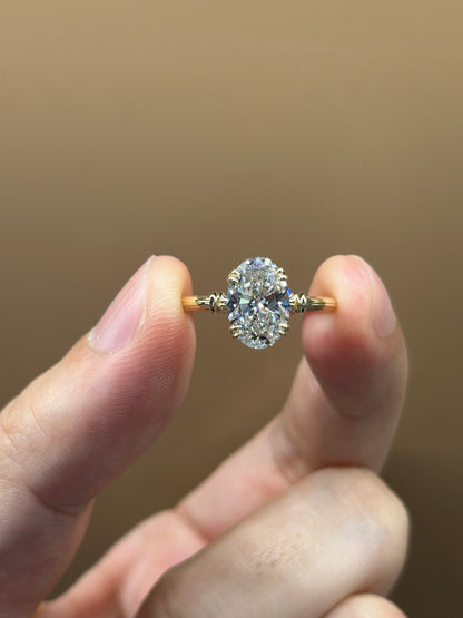 Oval- 002|Oval Lab Grown Diamond Ring| Unique Roman Column Fluted Band|Vintage Solitaire Bridal Jewelry