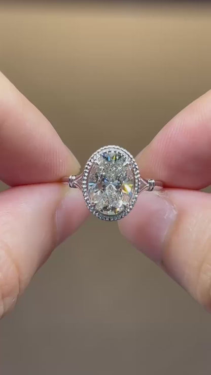 Oval-003|Antique-Inspired Oval Diamond Solitaire with Delicate Milgrain Detail